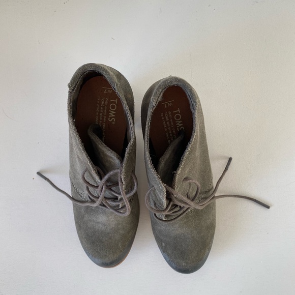 Heeled Booties - Picture 2 of 4